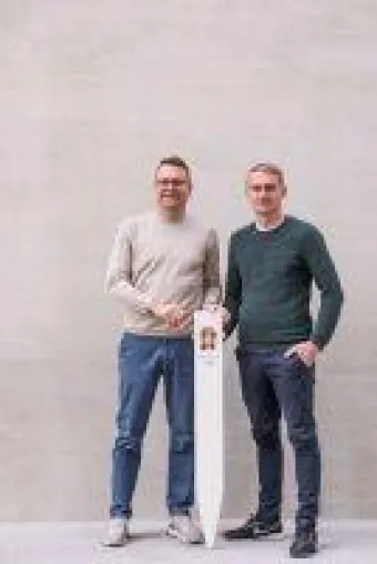 Bild: Individuell designte Grabmäler im Online-Shop