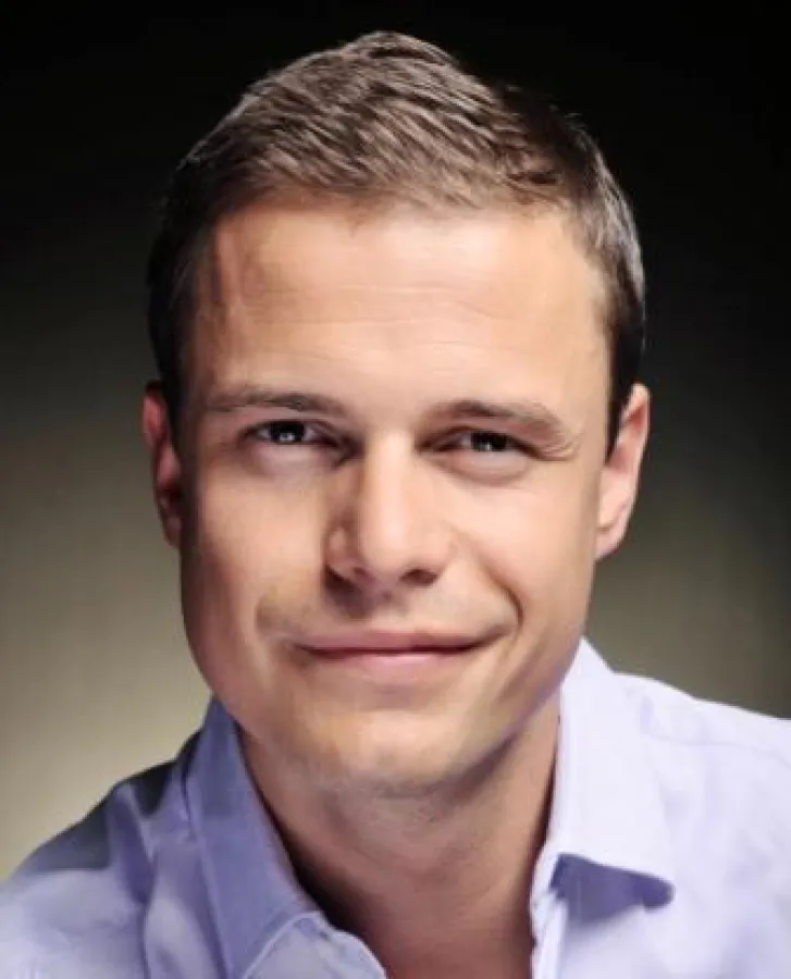 Moderator PETE DWOJAK (Foto: Chris Gonz)