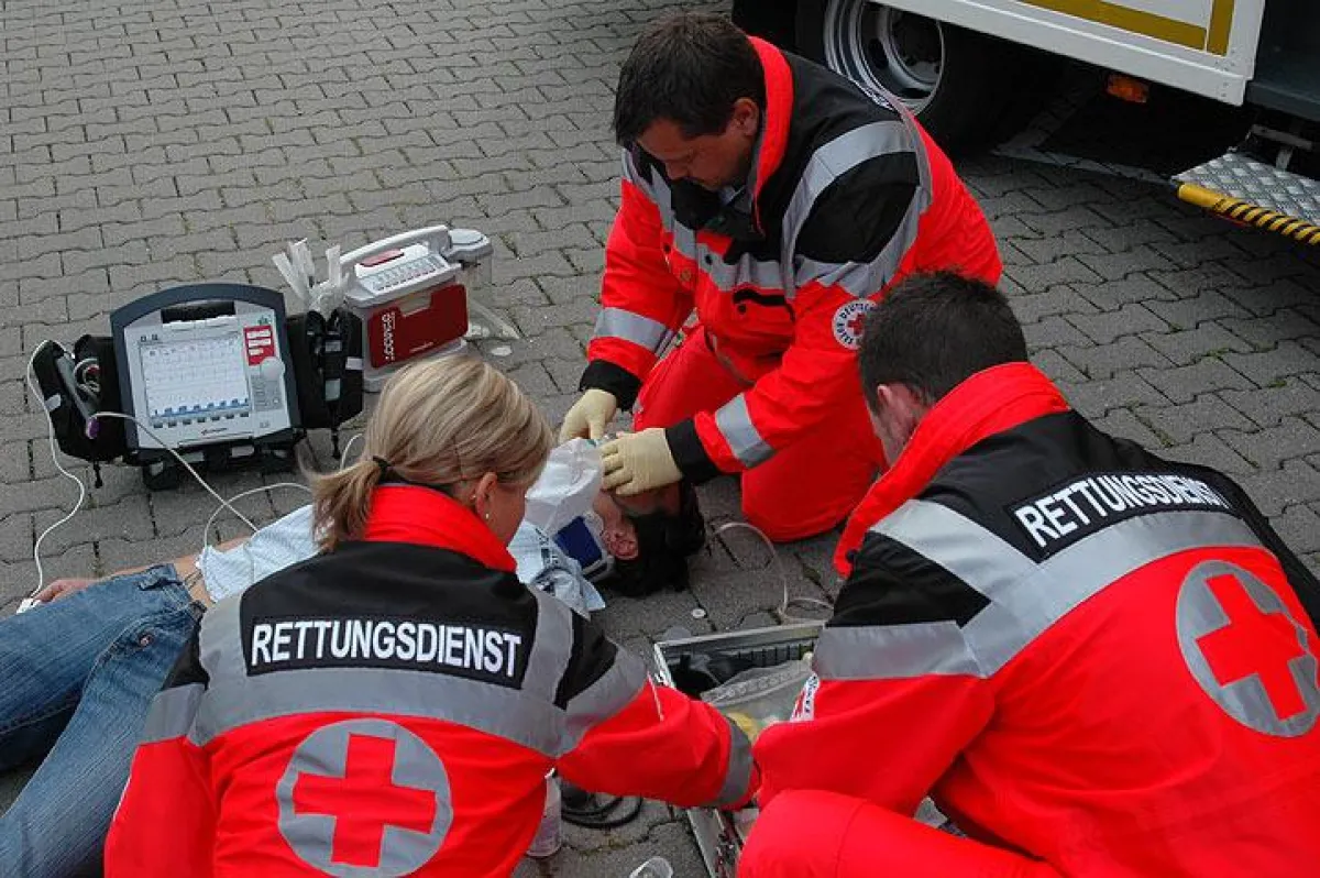 corpuls3 - Modulares Defibrillator-/Patientenmonitoring-System im Notfalleinsatz