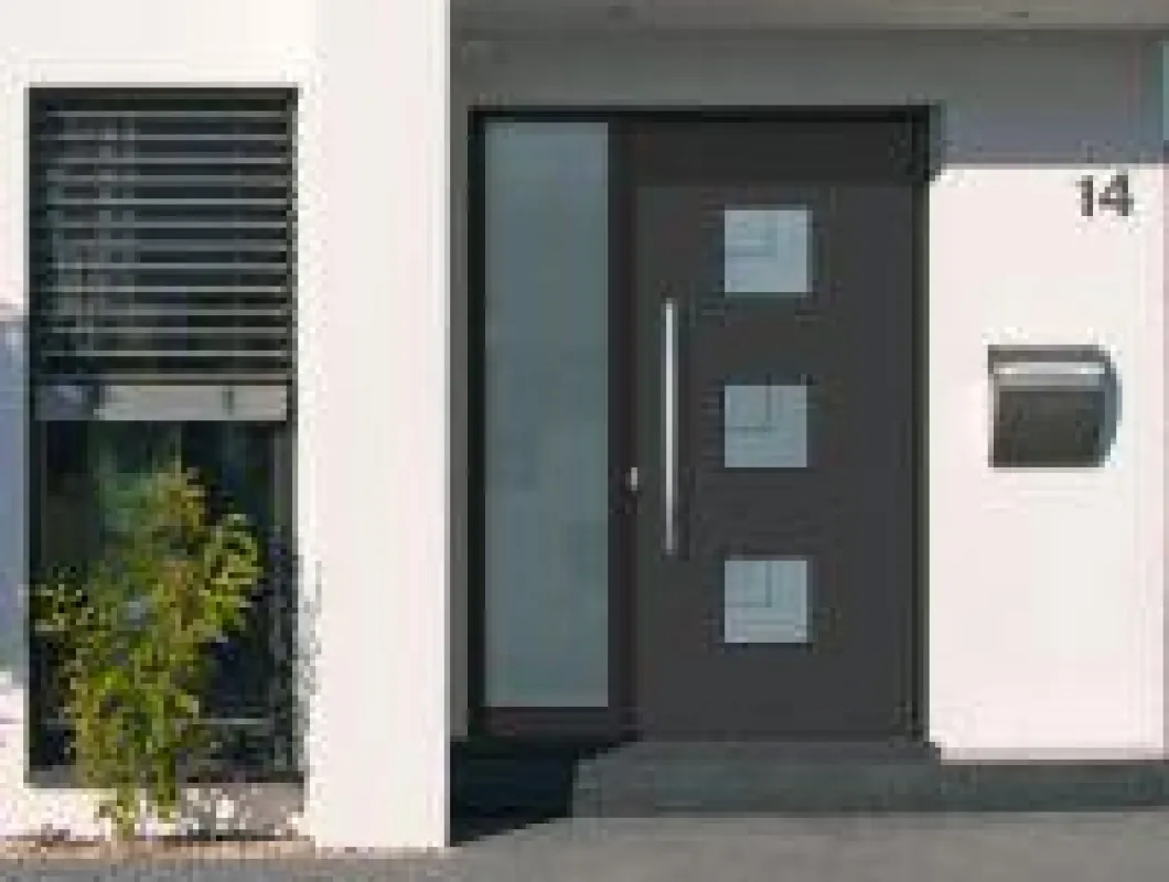 Aluminium-Haustüren - Attraktiv, wärmedämmend und sicher Foto: Wirus-Fenster