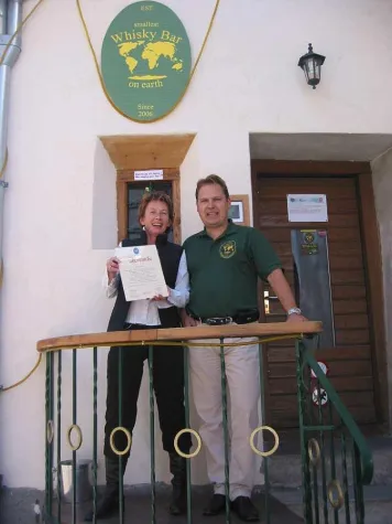 Bild: Erste Lizenznehmerin in Samedan / Oberengadin (CH)