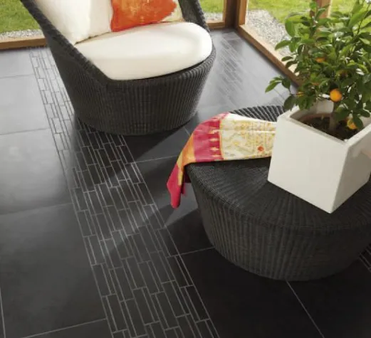 Bild: Teardrop und Granada stehen in Mühlacker Modell - Werbeaufnahmen bei Steuler im eigenen Haus