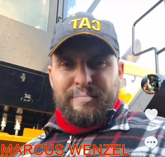 Bild: Investor MARCUS WENZEL mit Arno Dübel auf Wikipedia verewigt