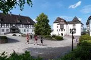 Porzellanmanufaktur Fürstenberg- Wo das weiße Gold der Weser entsteht Bild: Porzellanmanufaktur Fürstenberg- Wo das weiße Gold der Weser entsteht