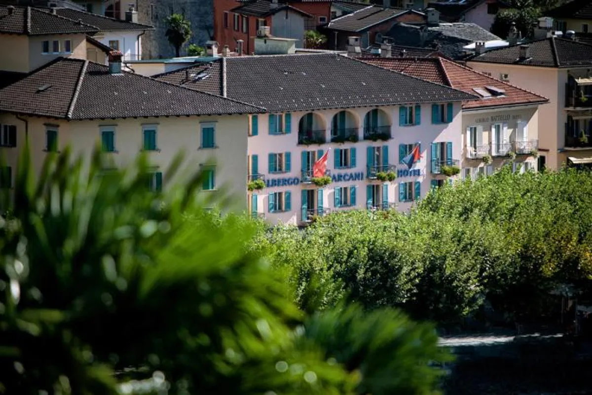Das Albergo Caffè Carcani eröffnet zu Ostern an der Piazza in Ascona