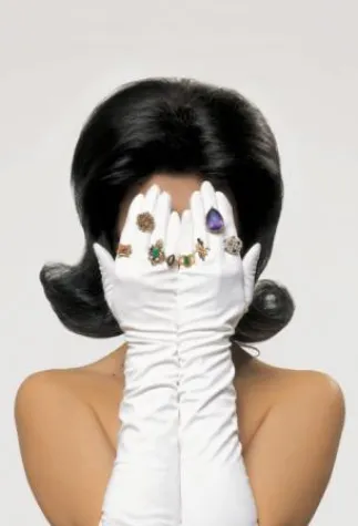 "FRAGILE SENSE OF HOPE" ACT - Art Collection Telekom Bild: "FRAGILE SENSE OF HOPE" ACT - Art Collection Telekom