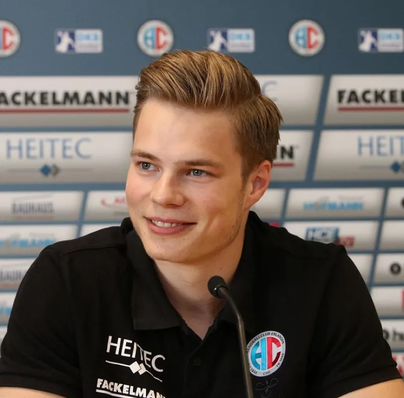 (Foto: HJKrieg, hl-studios, Erlangen) - Christopher Bissel (HC Erlangen): ich bin unendlich stolz