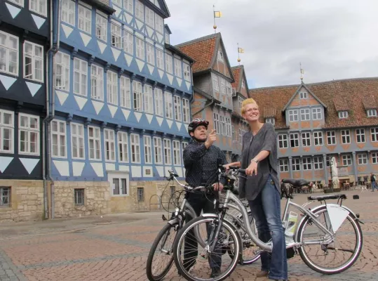 Bild: Mit E-Bikes auf Zeitreise im Braunschweiger Land starten
