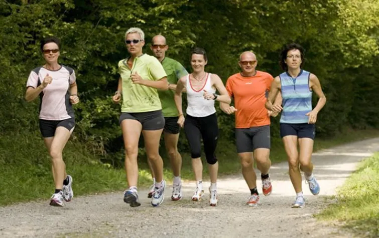 Richtig trainieren für 10 Kilometer bis Marathon Bild: Richtig trainieren für 10 Kilometer bis Marathon