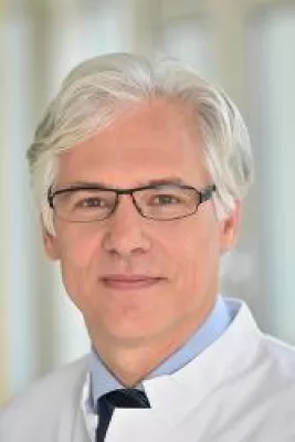 Bild: Fahrtauglichkeit: Individuelle Gesundheitschecks für Senioren