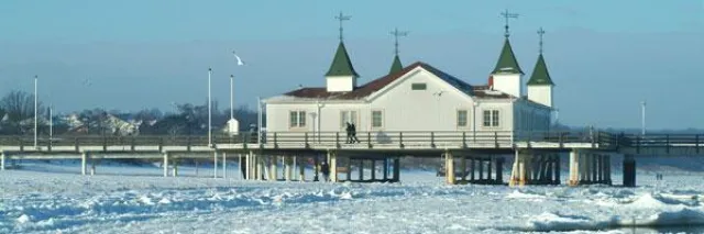 Exklusives Silvester-Event 2010/11 auf der Ostseeinsel Usedom mit Heli-Transfer Bild: Exklusives Silvester-Event 2010/11 auf der Ostseeinsel Usedom mit Heli-Transfer