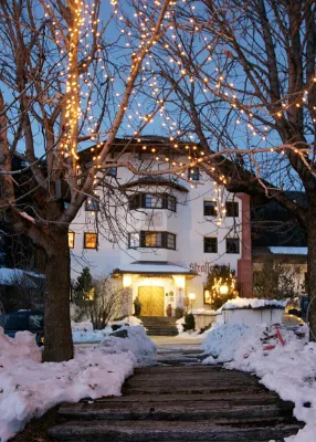 Bild: Romantische Waldweihnacht im Hotel Strasserwirt