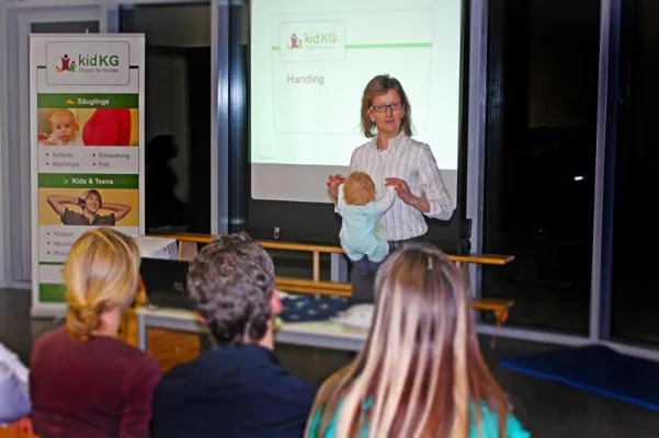 Bild: Eltern Workshop der kidKG und des Gesundheitsforums begeistert mehr als 60 Teilnehmer in Eningen