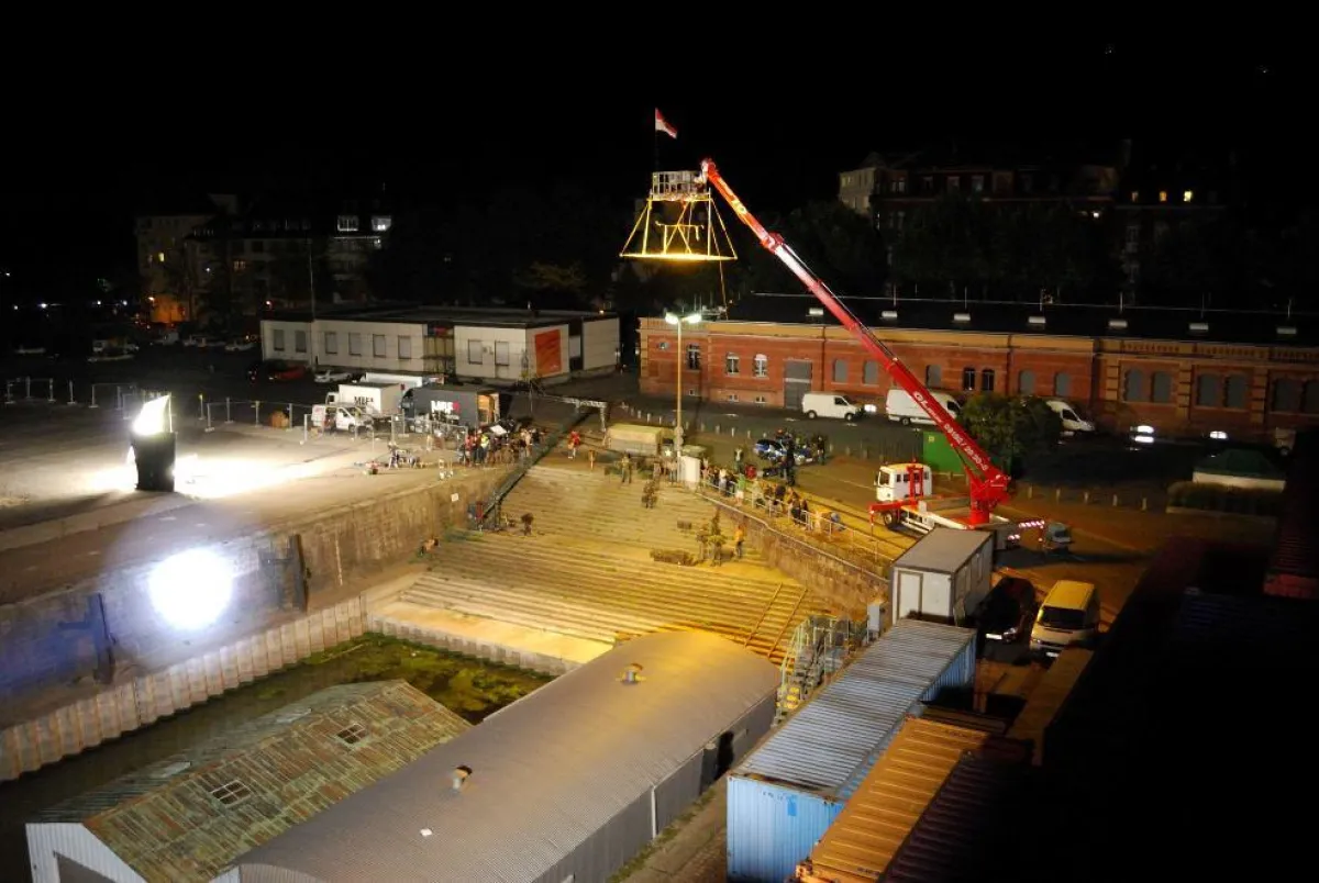 Das Film-Produktionsunternehmen aus dem Rhein Main-Gebiet hatte als Kulisse seiner nächtlichen Dreharbeiten für einen Serienklassiker den Zoll- und Binnenhafen eines Container Services in Mainz ausges