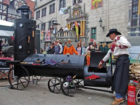 Bild: German Barbecue Association e.V. krönt ersten Deutschen Grillkönig