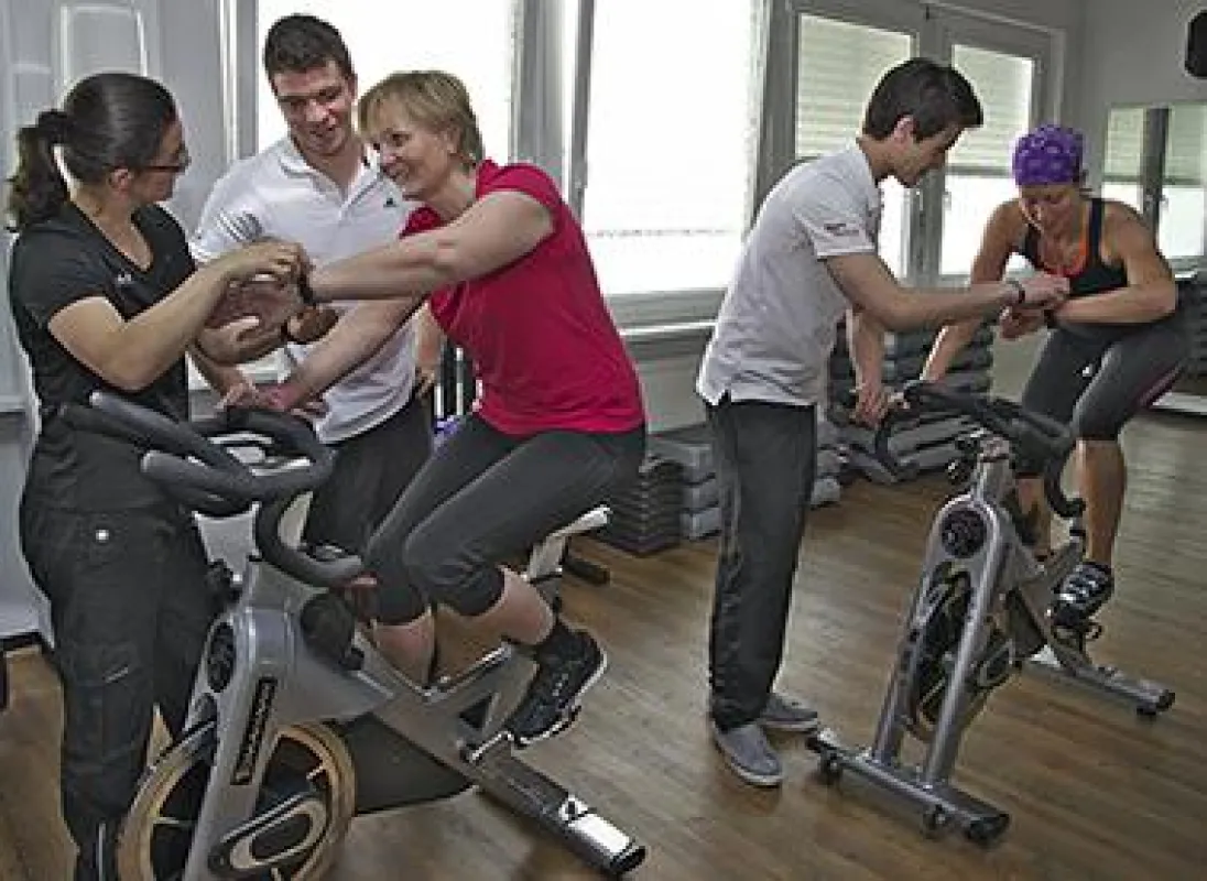 Im Aktiv-Sportpark Moers wird herzfrequenzgesteuertes Ausdauertraining angeboten.