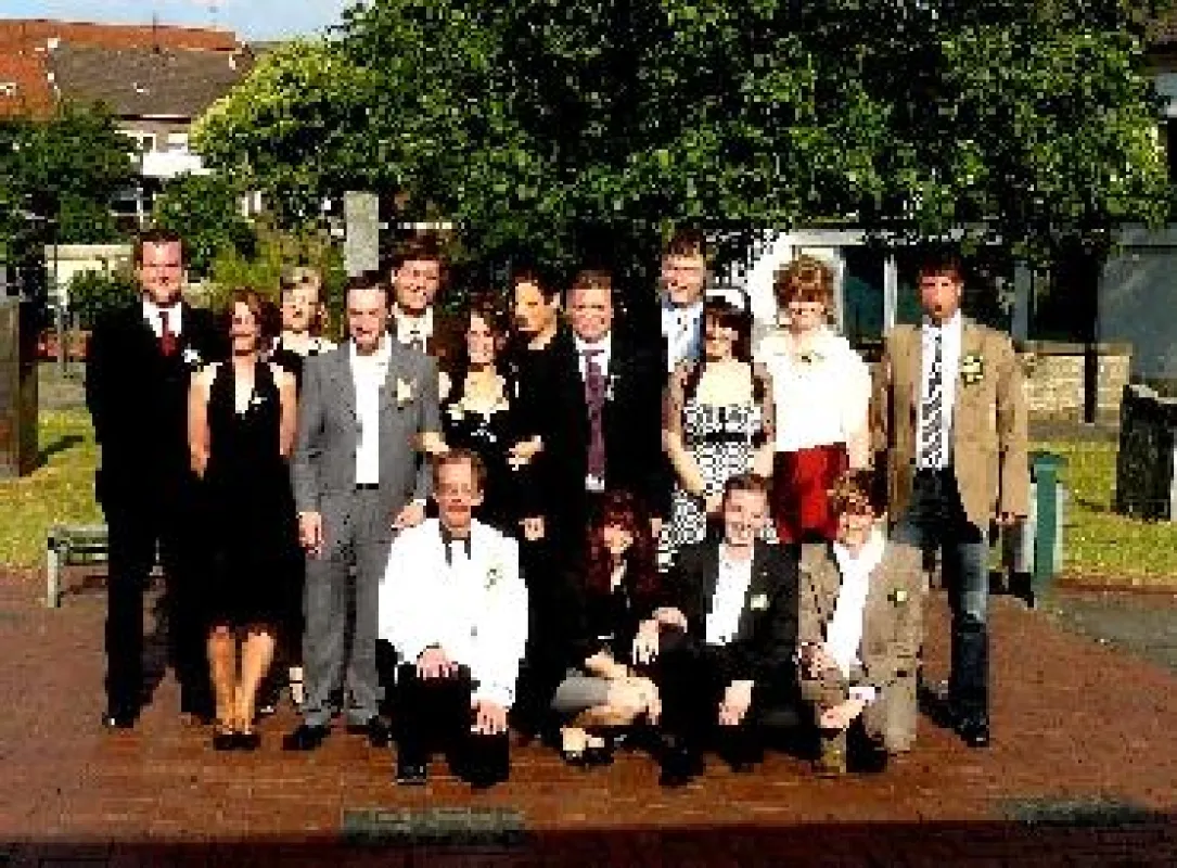 Die Absolventen der BELHOGA im Sonnenlicht!