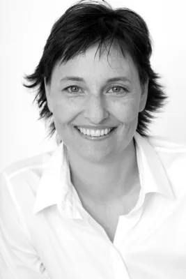 Bild: Meinecke & Rosengarten verstärkt sein Team mit Iris Viebke und hebt eine weitere Unit aus der Taufe.