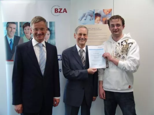 Bild: Qualifizierungskonzept der Randstad Stiftung »Lernen im Job« kann kostenlos und branchenweit umgesetzt werden