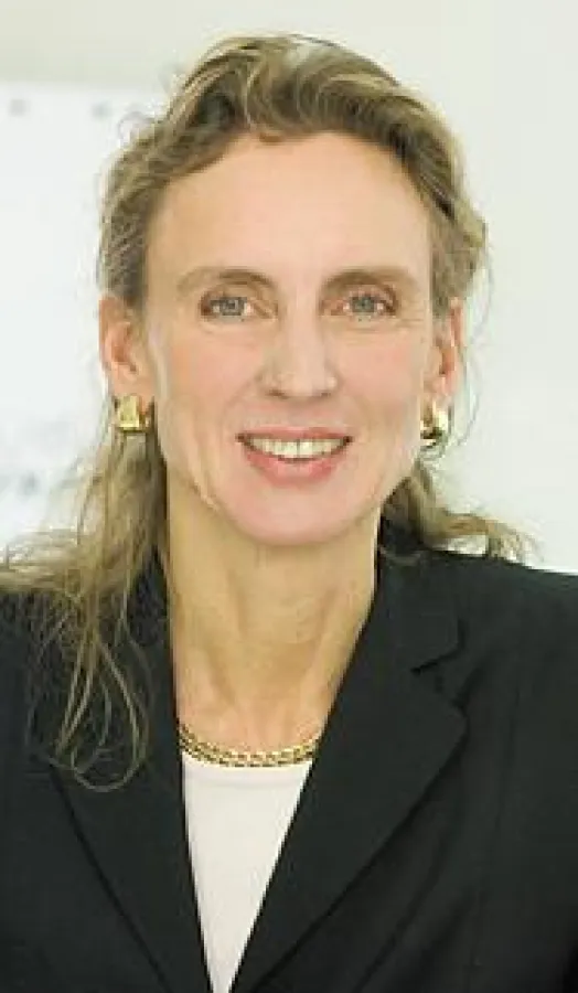 Dr. Christne Lötters