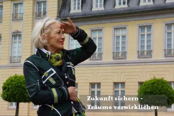 Bild: Generation 60+ entdeckt das Online-Marketing als Einkommensquelle!