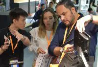 Bild: Professionelle Beleuchtungslösungen - die HKTDC Hong Kong International Outdoor and Tech Light Expo