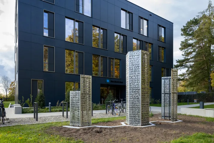 Bild: Internationaler Dr. Barbara Mez-Starck-Preis für Batterieforscher - Professor Maximilian Fichtner ausgezeichnet