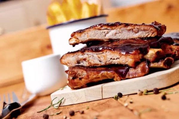 Bild: Bull’s Eye: Kraft Heinz Foodservice launcht den BBQ-Star im 12 Kilo-Großformat