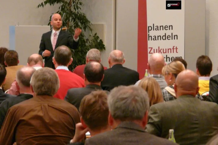 Bild: Verkaufsmotivation und Vorträge: Mit neuem Vertriebs-Schwung ins Jahr 2012
