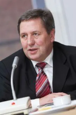 Bild: Interview mit Hans Jörn Arp, Mitglied des Schleswig-Holsteinischen Landtags und dort Vorsitzender des Wirtschaftsausschusses und Mitglied des Finanzausschusses
