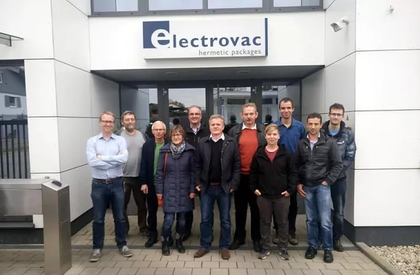 IMV Passau besichtigt Fa. Electrovac Hacht und Huber GmbH Bild: IMV Passau besichtigt Fa. Electrovac Hacht und Huber GmbH