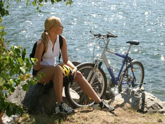 Bild: Radfahren mit Rückenwind bei jedem Tritt in die Pedale