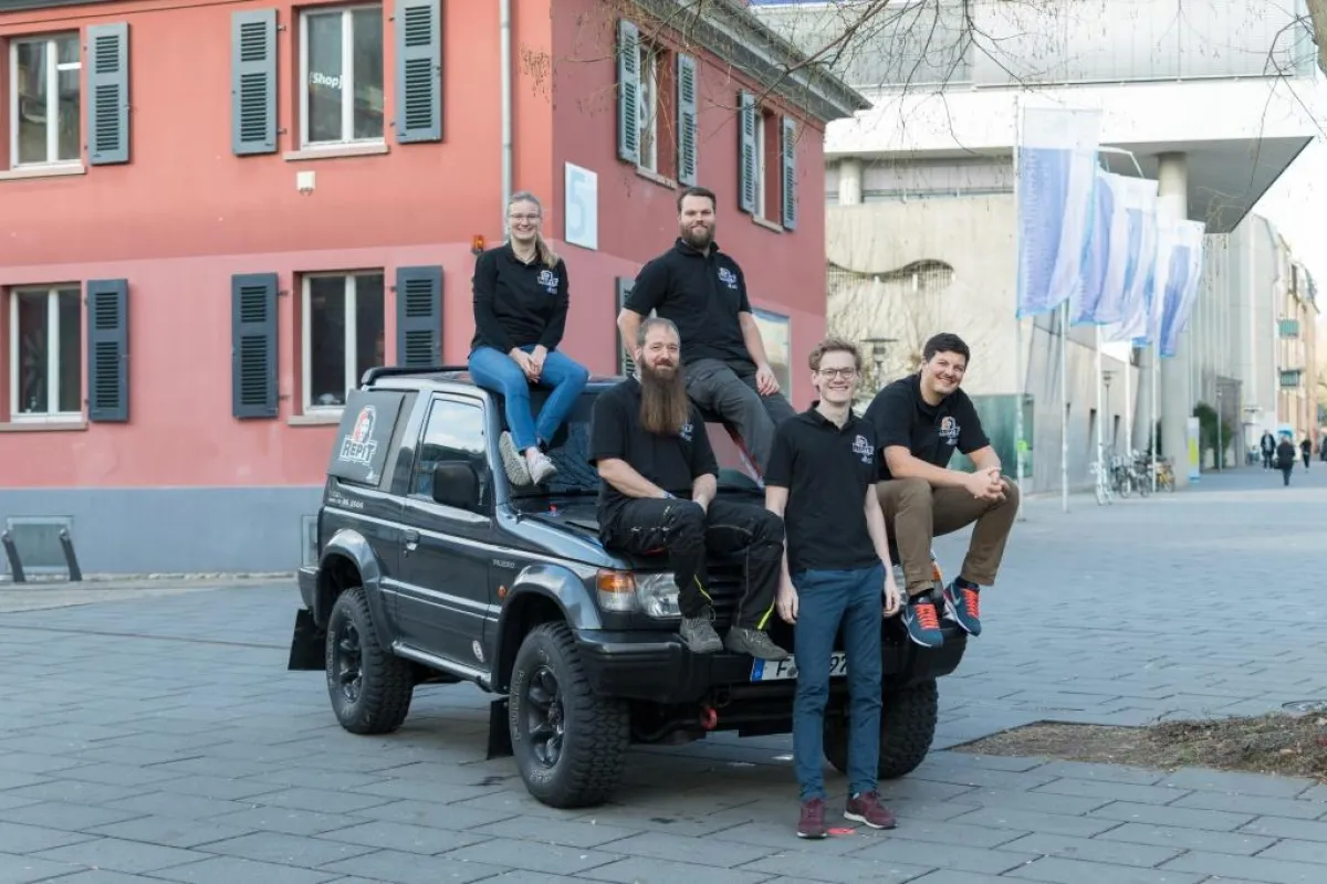 REPIT von der Frankfurt UAS tritt bei der Tuareg Rallye an. Quelle: Kevin Rupp/Frankfurt UAS