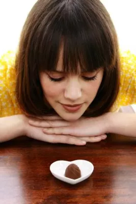 Bild: Schoko-Skandal - 65 % essen das letzte Stückchen Schokolade selbst