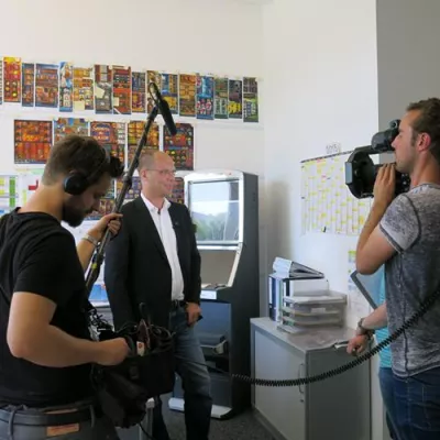 Bild: n-tv Fernsehdoku zeigt, wie Geldspielgeräte bei BALLY WULFF entstehen