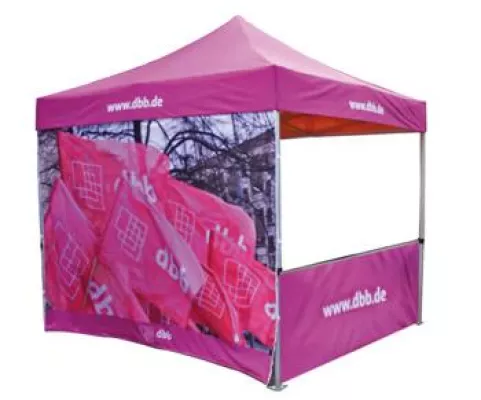 Bild: X-CITE Werbesysteme erweitert rechtzeitig zum Saisonstart das Angebot um ein neues Faltzelt Programm.