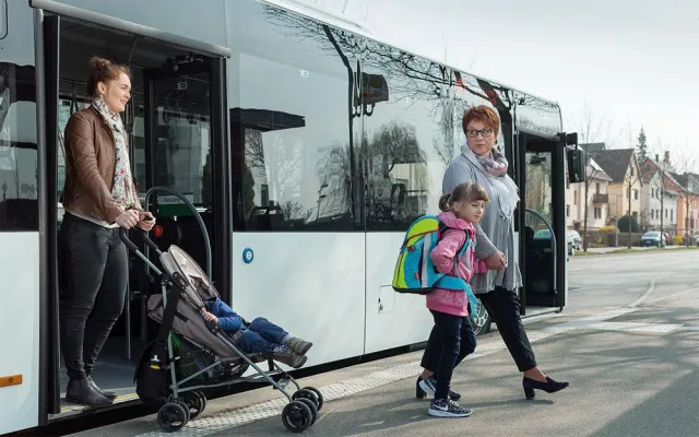 Bild: IVU schließt Rahmenvertrag mit Transdev über integrierte Ticketing-Lösung