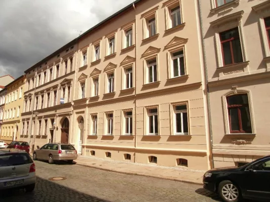 Bild: HRS veräußert 3 Mehrfamilienhäuser in Halle/Saale