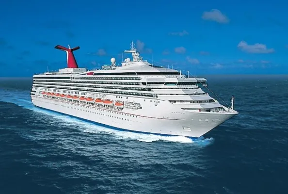 Bild: Mega-Umbau und Namenswechsel – Aus der Carnival Destiny und 155 Mio. US-Dolllar wird die Carnival Sunshine