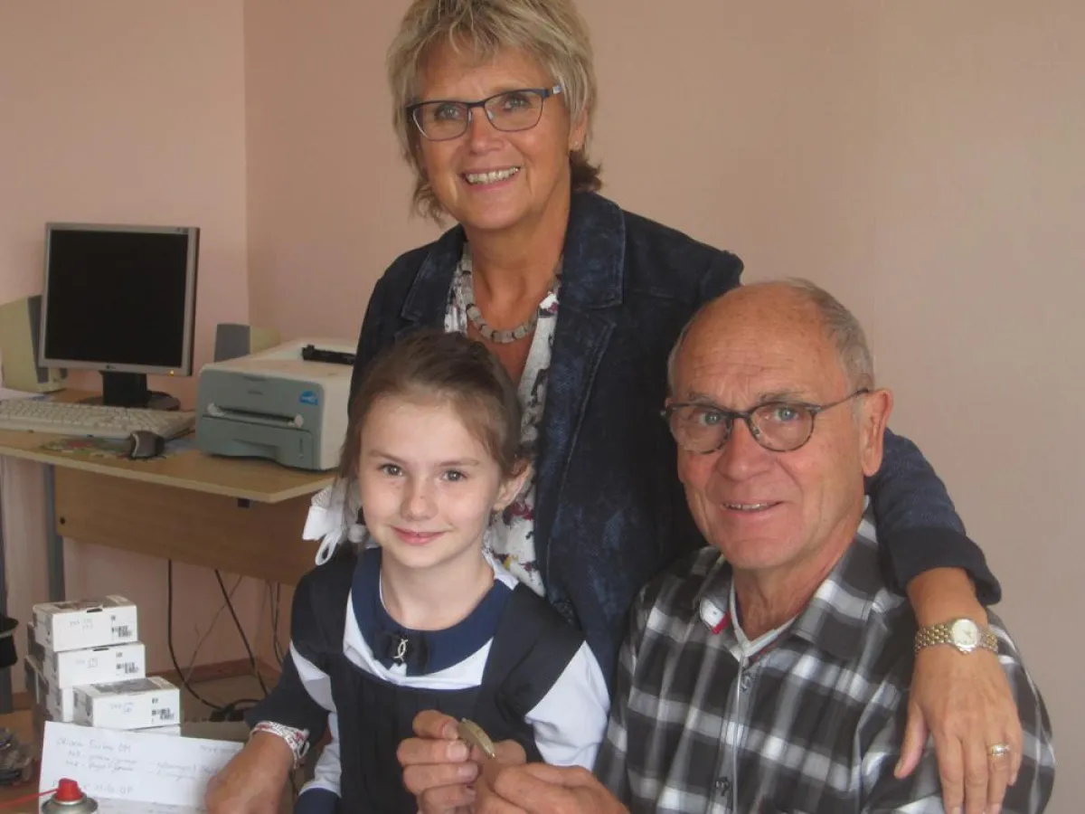 Die Kinder sind glücklich, dann sind es auch die Helfer. Frauke und Paul Martin Nissen