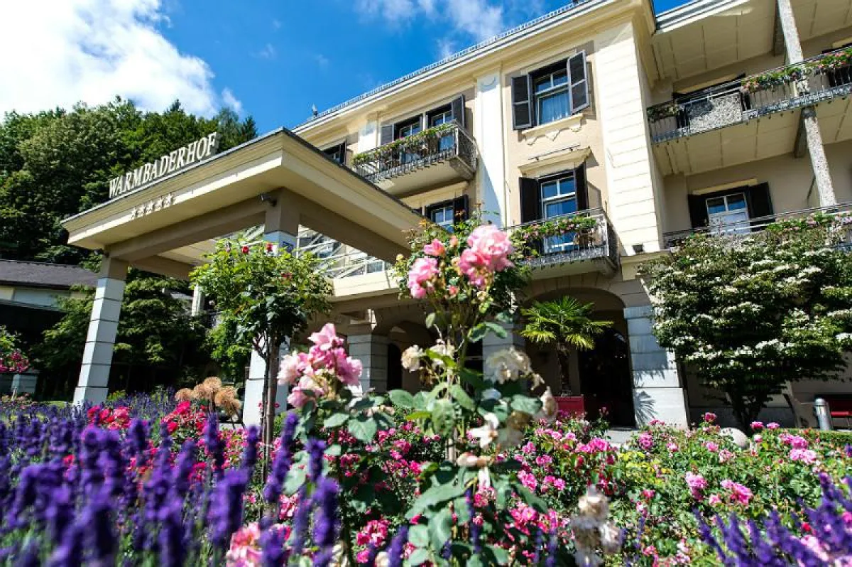 Außenansicht Hotel Warmbaderhof ©ThermenResort Warmbad-Villach