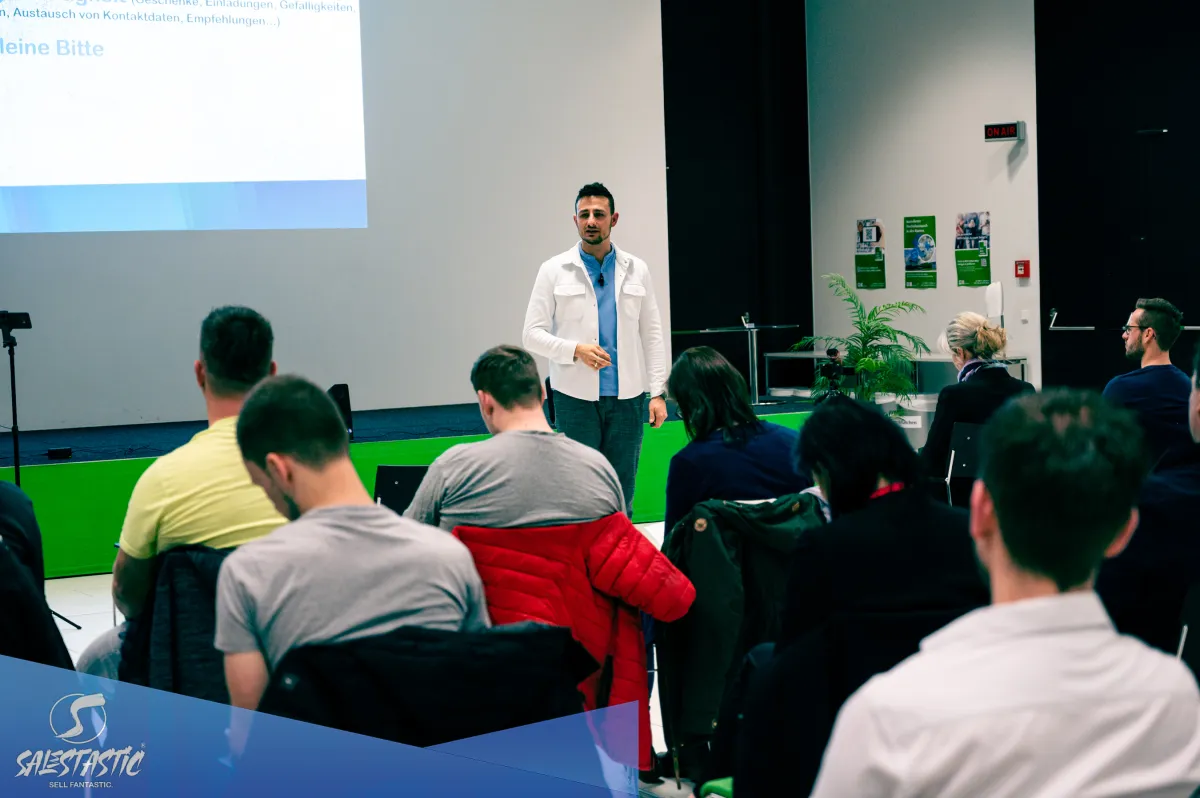 Vedran im Seminar (© Salestastic)