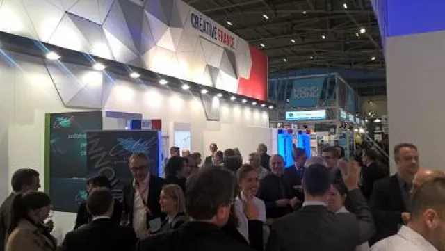 Bild: Die Hauptakteure der französischen Elektronikbranche auf der Electronica