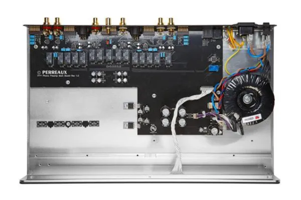 Neuheit aus Neuseeland bei Genuin Audio Vertrieb – Perreaux präsentiert neuen Phono-Verstärker Audiant VP3 Bild: Neuheit aus Neuseeland bei Genuin Audio Vertrieb – Perreaux präsentiert neuen Phono-Verstärker Audiant VP3