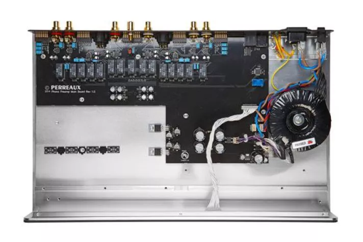 Neuheit aus Neuseeland bei Genuin Audio Vertrieb – Perreaux präsentiert neuen Phono-Verstärker Audiant VP3 Bild: Neuheit aus Neuseeland bei Genuin Audio Vertrieb – Perreaux präsentiert neuen Phono-Verstärker Audiant VP3