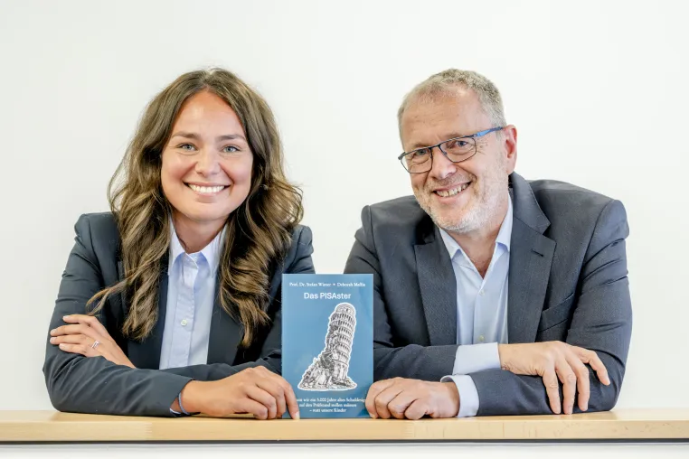 Bochumer Forschende regen radikale Reform des Schulsystems an Bild: Bochumer Forschende regen radikale Reform des Schulsystems an
