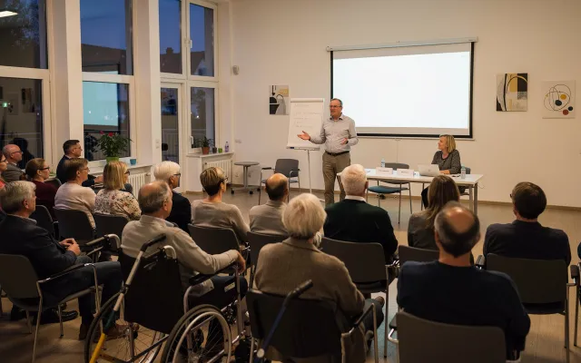 Bild: Vortragsveranstaltung Restless Legs Syndrom Friedberg/Hessen