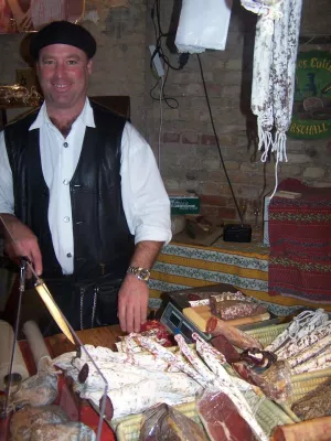 Bild: Pfälzer Naschmarkt 16. bis 18. Juni Herrenhof Mußbach - Der schönste Feinkost und Spezialitätenmarkt der Pfalz