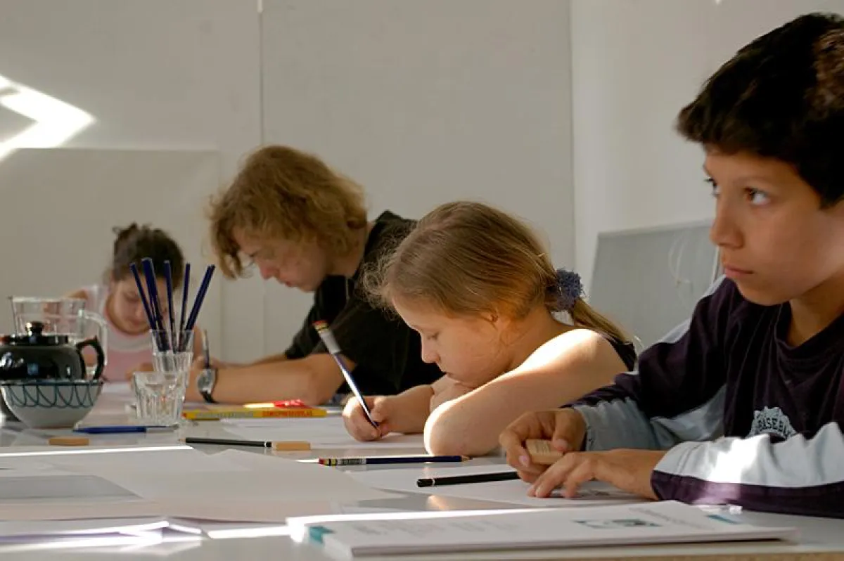 Bitte nicht stören: Arian, Justine, Till und Lea-Marie zeichnen ihre eigenen Comics.