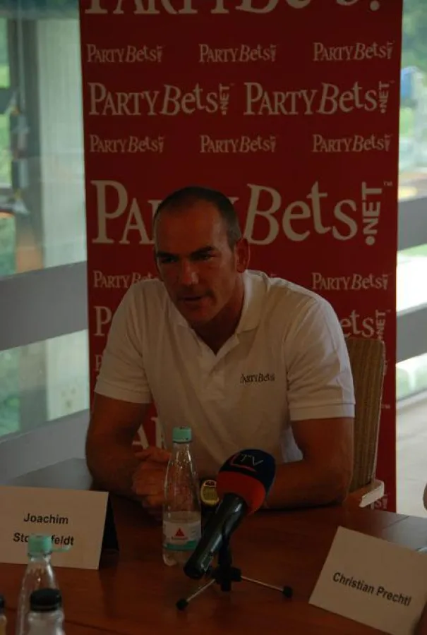 Joachim Stoltenfeldt bei der gestrigen Pressekonferenz